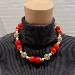 NWOT Vintage necklace